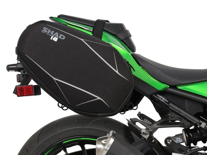 SHAD Motorcycle SE Pannier Fitting Kit for Kawasaki Z900 (2017-2025)