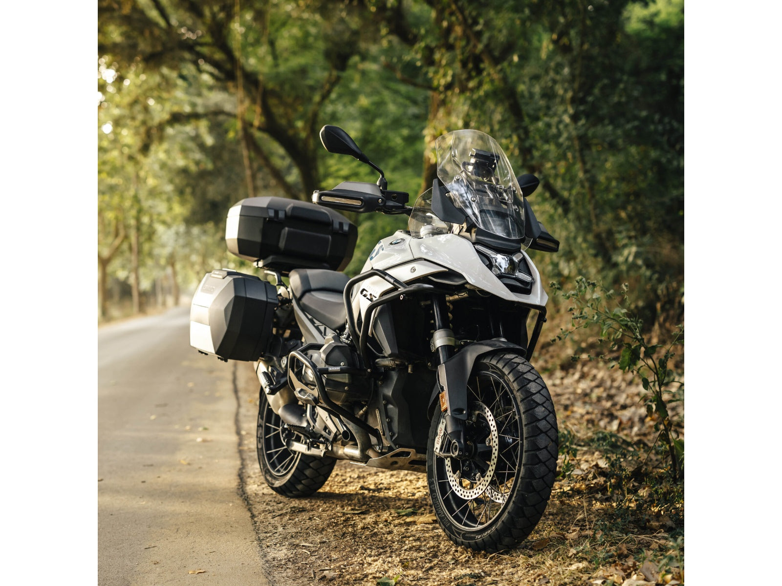 SHAD Upper Crash Bars - Black for BMW R1300 GS Trophy (24-26) W0RG14BSH