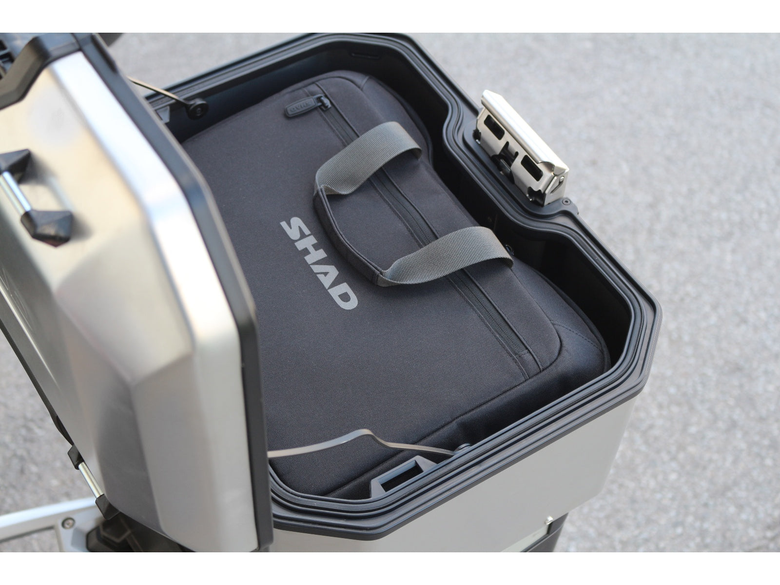 SHAD Motorcycle Top Box & Pannier Expandable Inner Bag - Terra