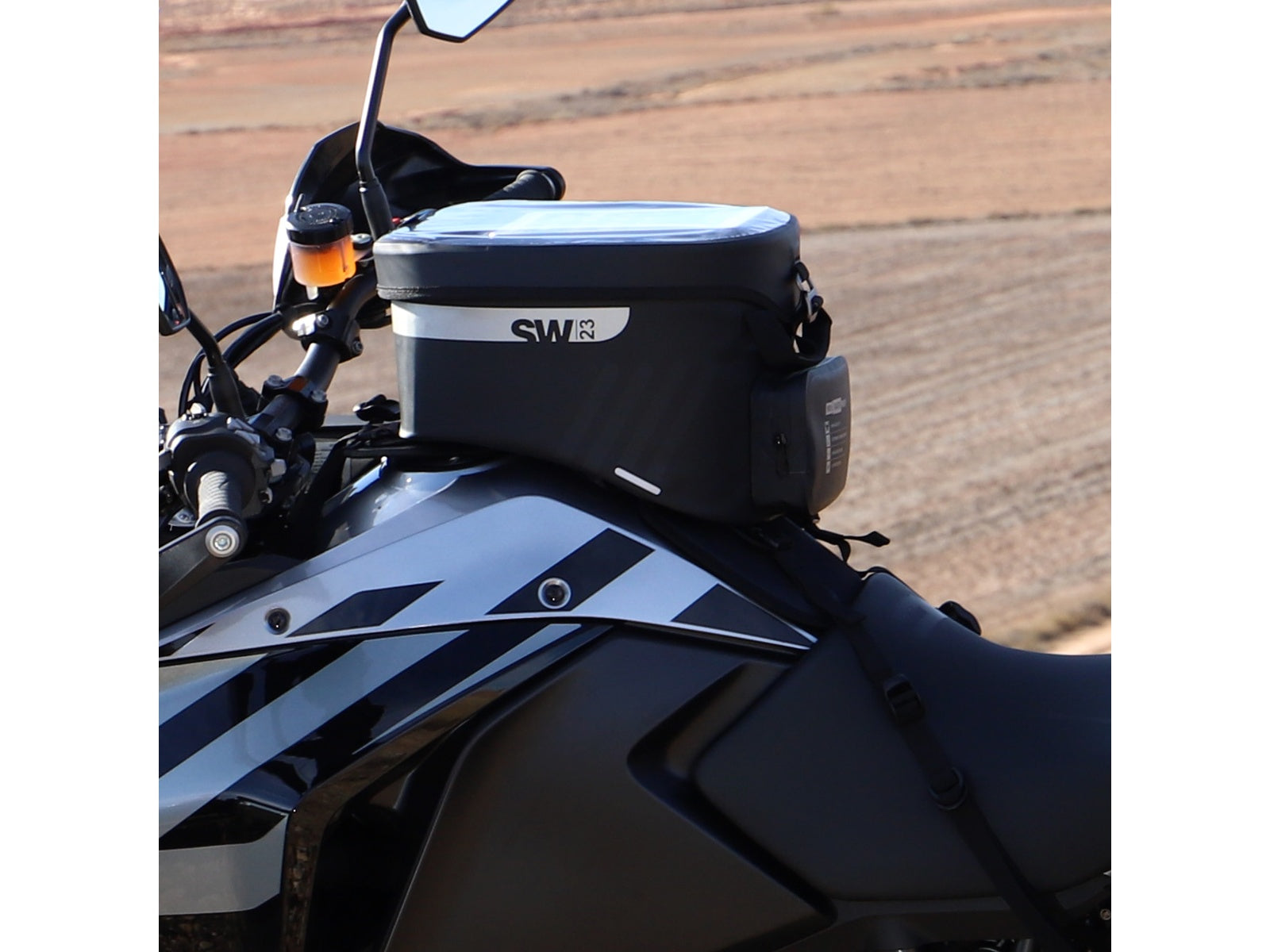 SHAD Motorcycle SW23B 100% Waterproof Tank Bag