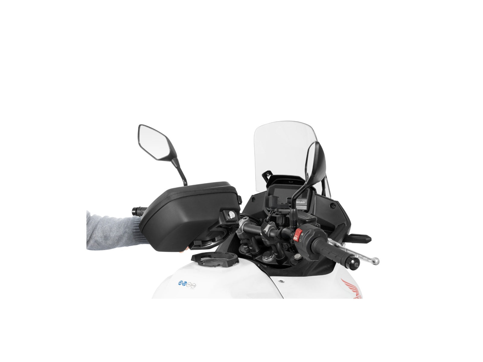 SHAD Click System Tank Bag Fitting Kit for Benelli TRK 902 (26) B010CS