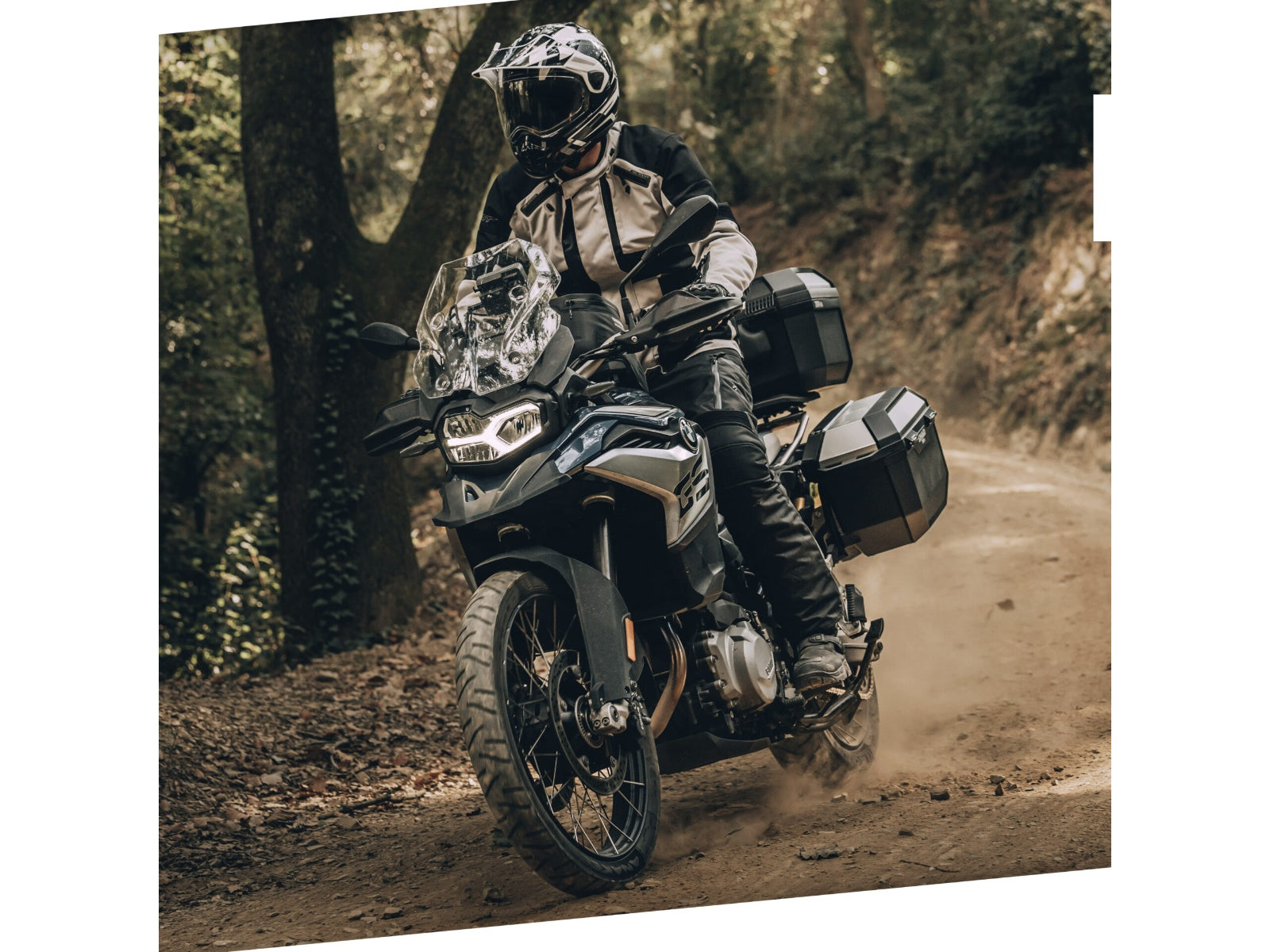 SHAD Motorcycle TR27 Panniers - Black