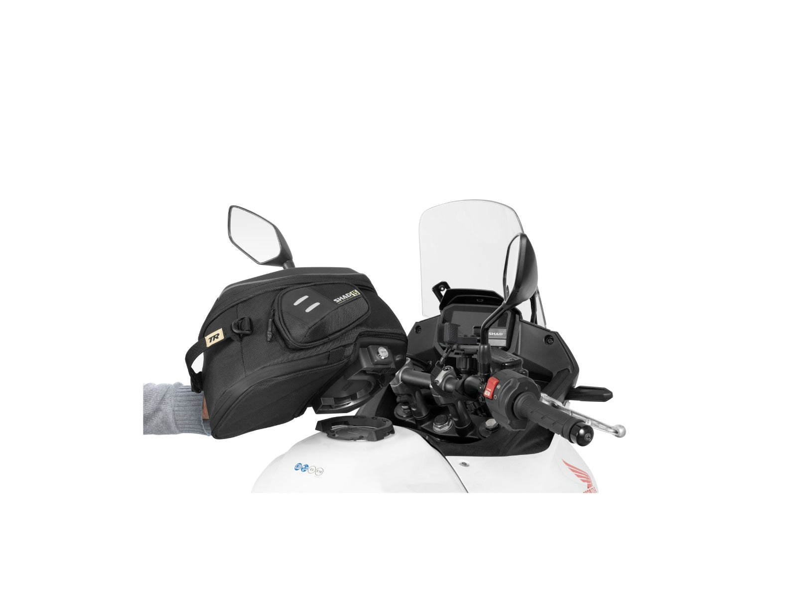 SHAD Click System Tank Bag Fitting Kit for Honda CB500 (23-26) H010CS