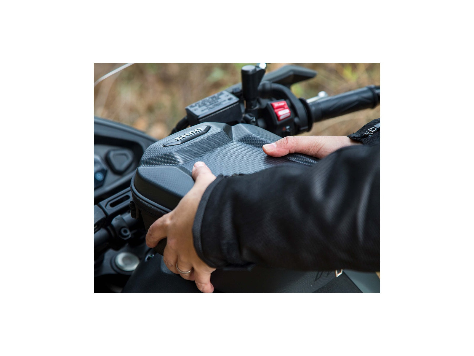 SHAD Motorcycle Click System Tank Bag E09CL